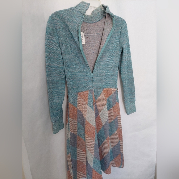 Vintage De Laix Aqua and Peach Knit Dress - Picture 9 of 9